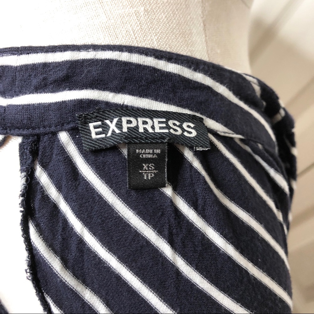 🚨Striped Express Tank Top - Picture 4 of 4